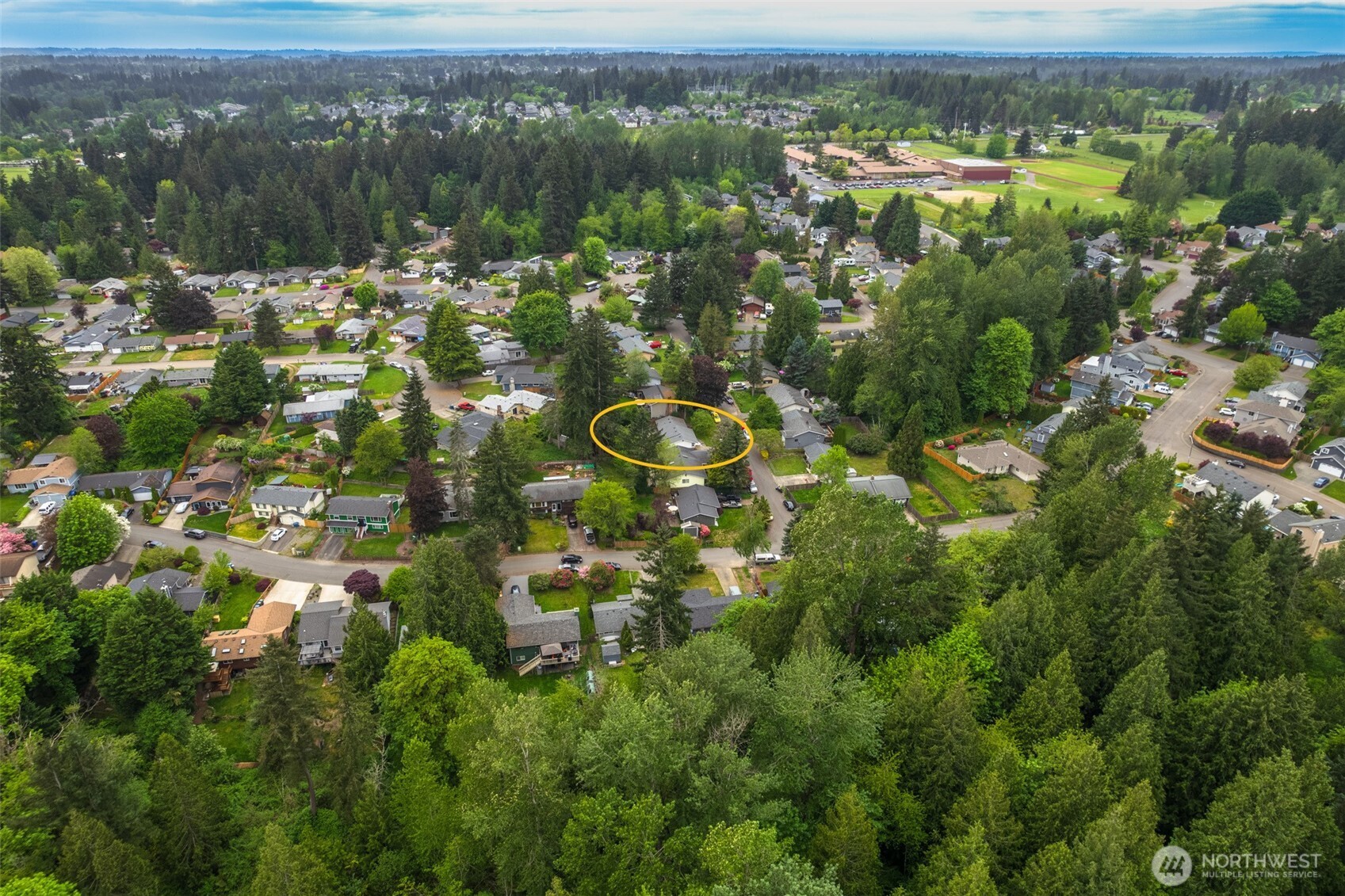 16925 SE 252nd Place , Covington, WA 98042-5239