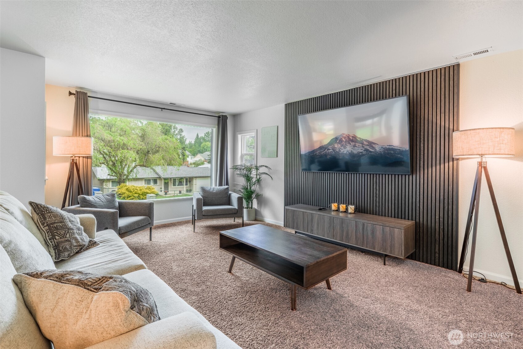 16925 SE 252nd Place , Covington, WA 98042-5239