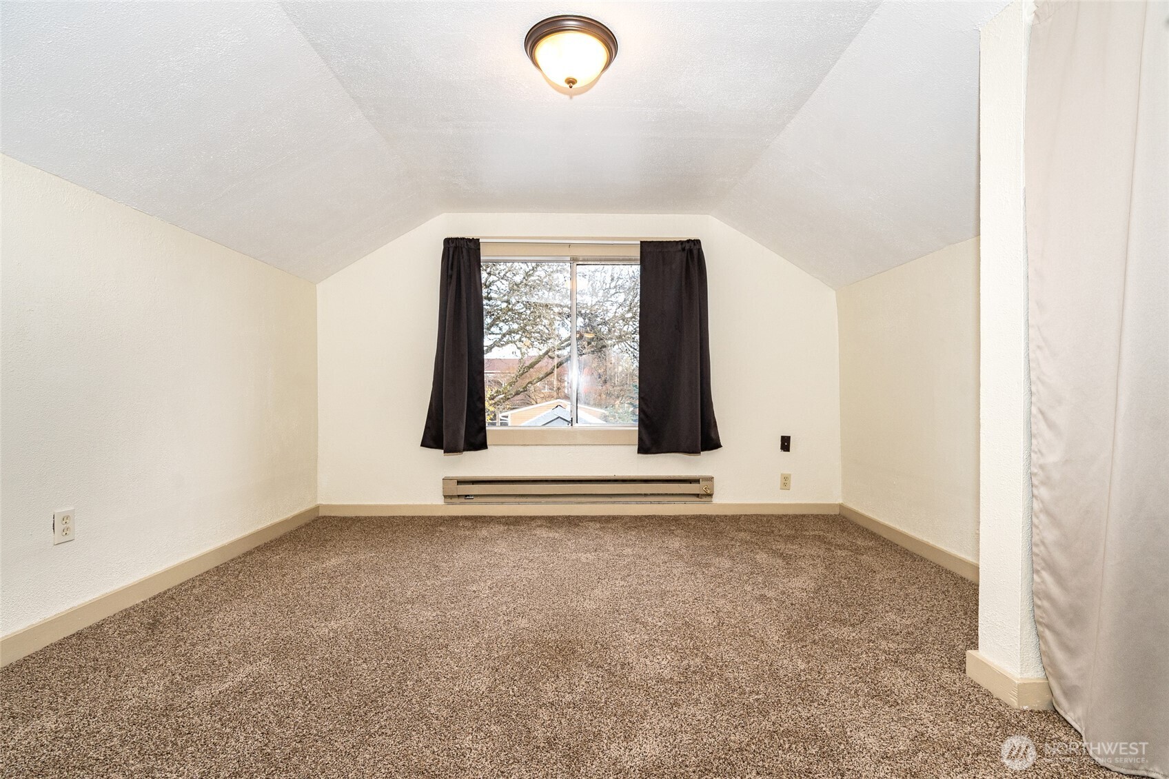 916 L Street , Centralia, WA 98531