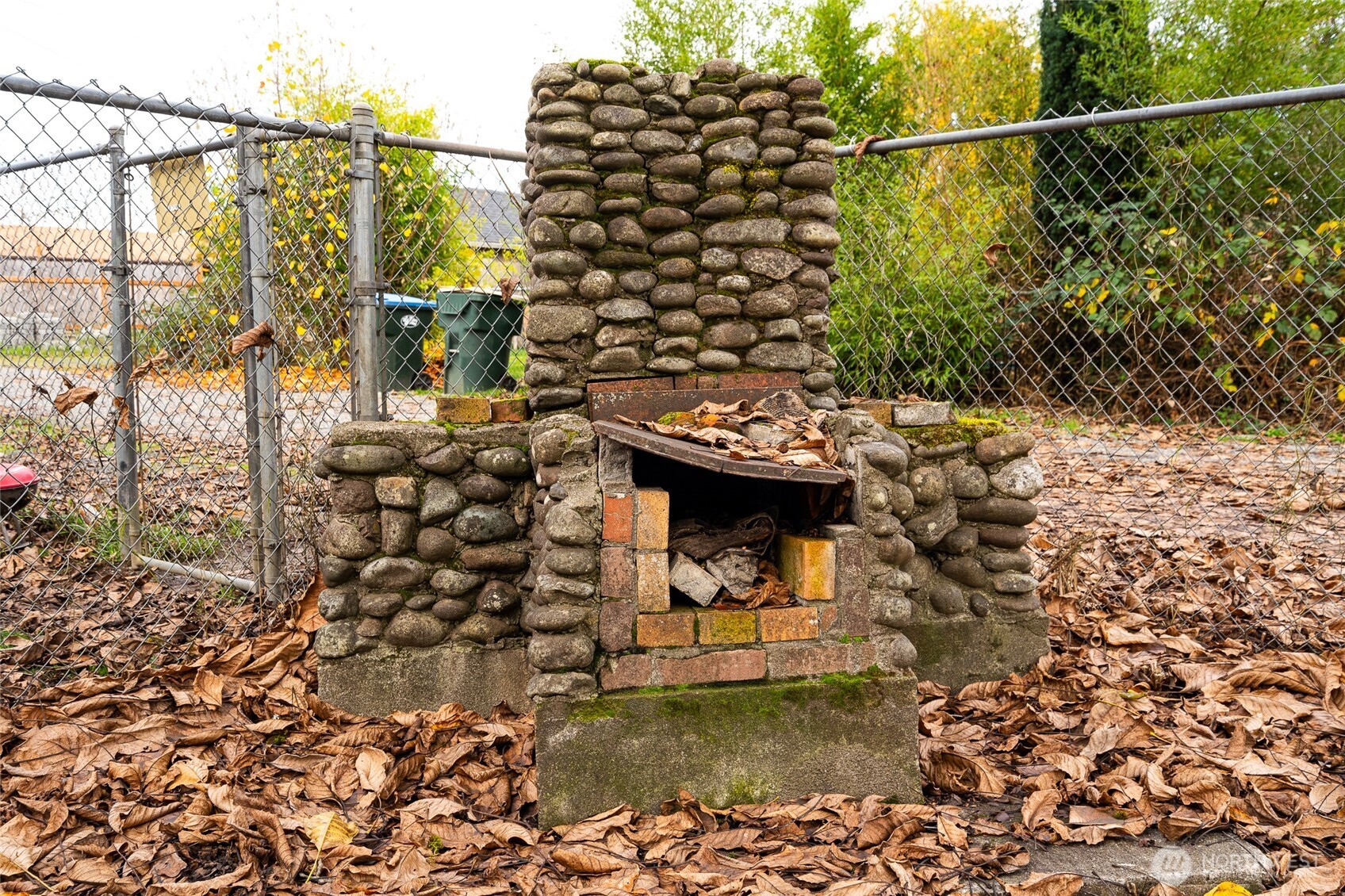 916 L Street , Centralia, WA 98531