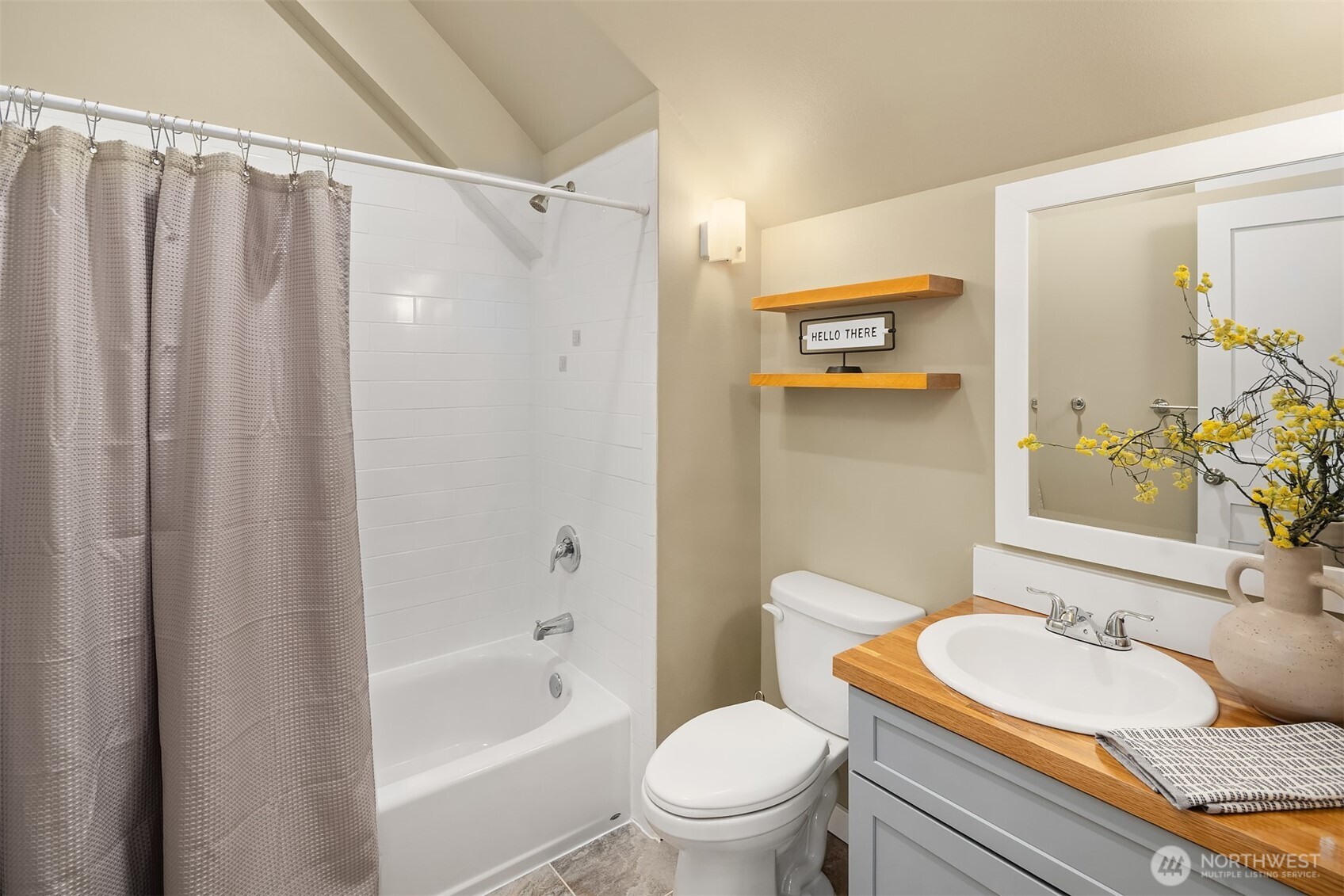 12704 217th Street SE, Snohomish, WA 98296