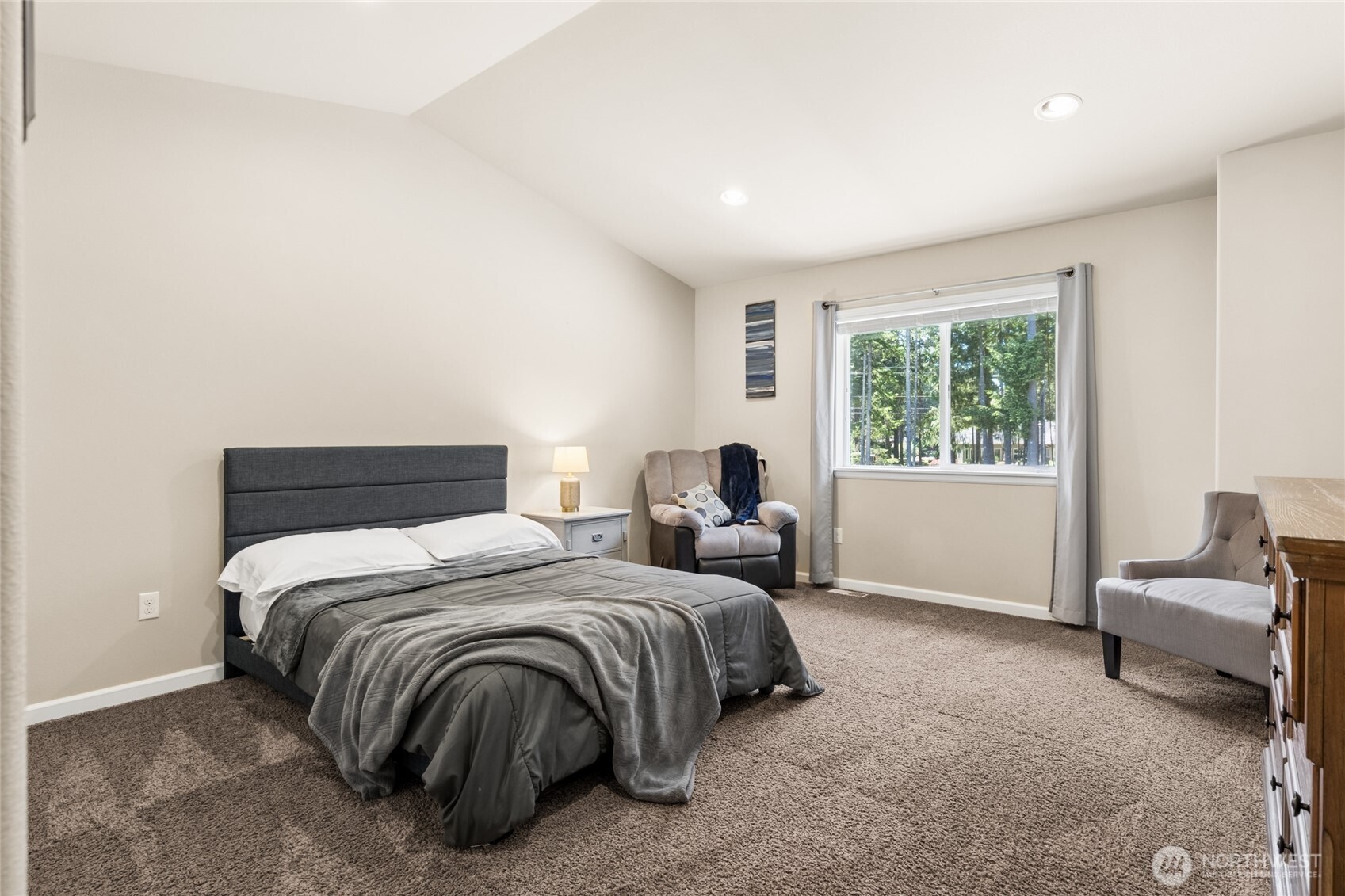 5143 Nuthatch Court NE, Lacey, WA 98516
