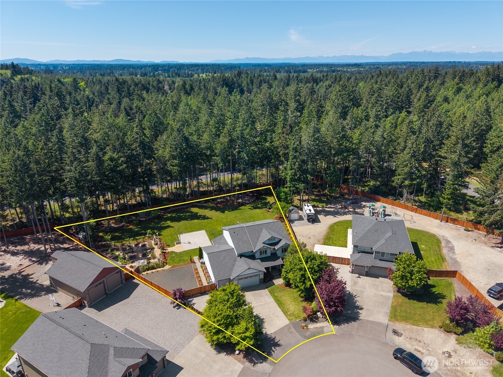 5143 Nuthatch Court NE, Lacey, WA 98516