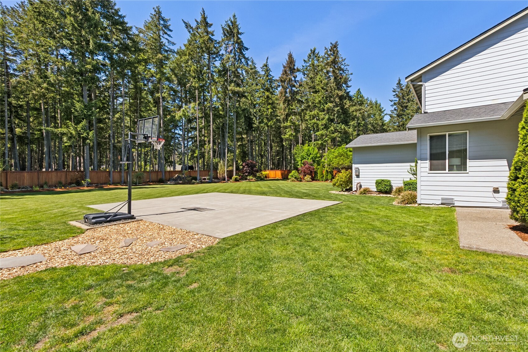 5143 Nuthatch Court NE, Lacey, WA 98516