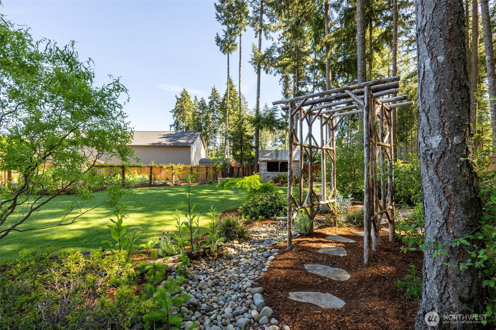 5143 Nuthatch Court NE, Lacey, WA 98516