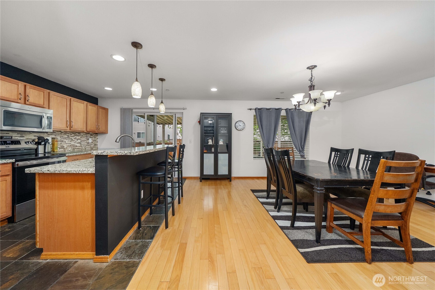 1926 Homan Avenue , Dupont, WA 98327-7702