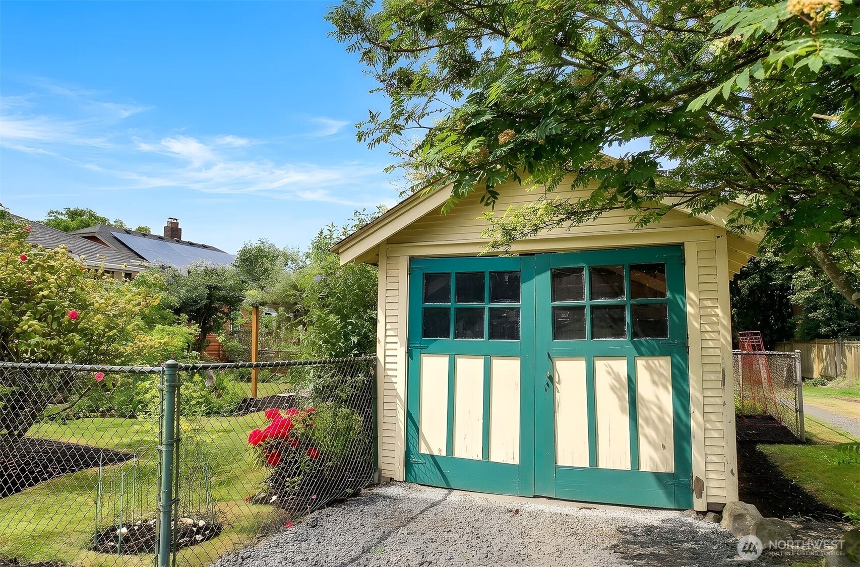 7559 14th Avenue NW, Seattle, WA 98117