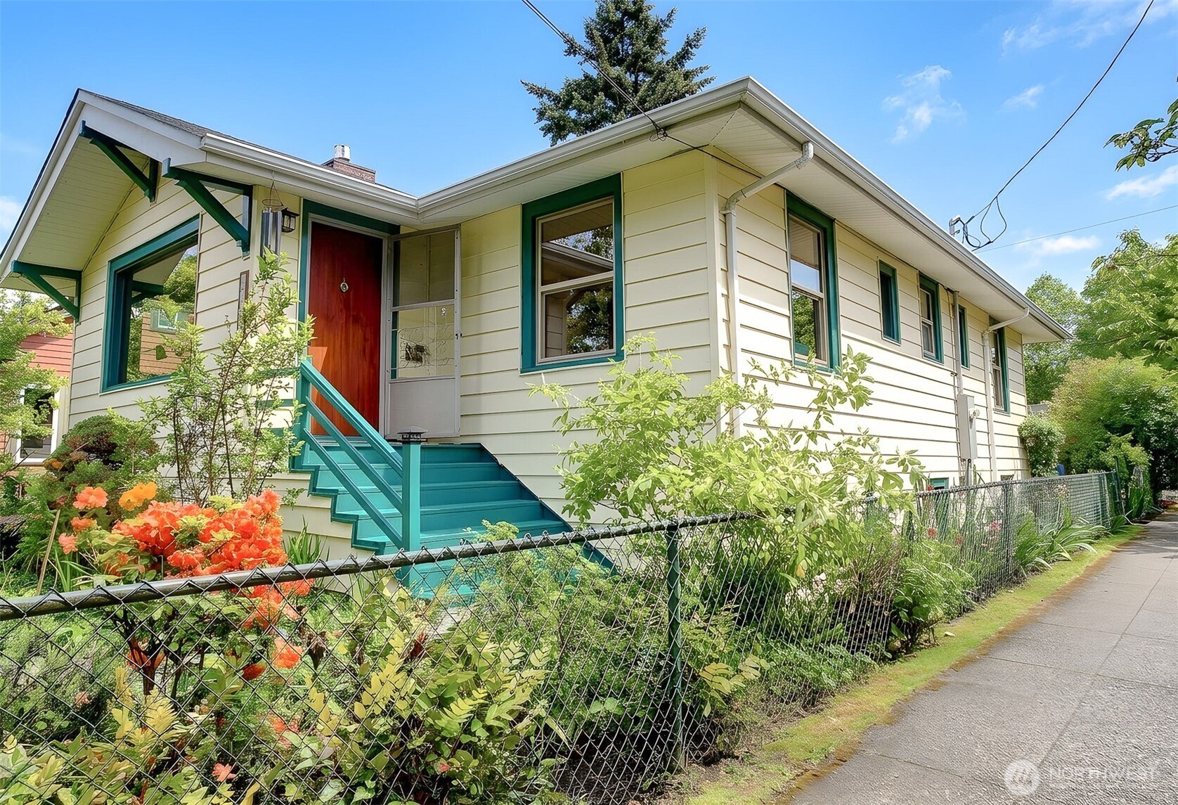 7559 14th Avenue NW, Seattle, WA 98117