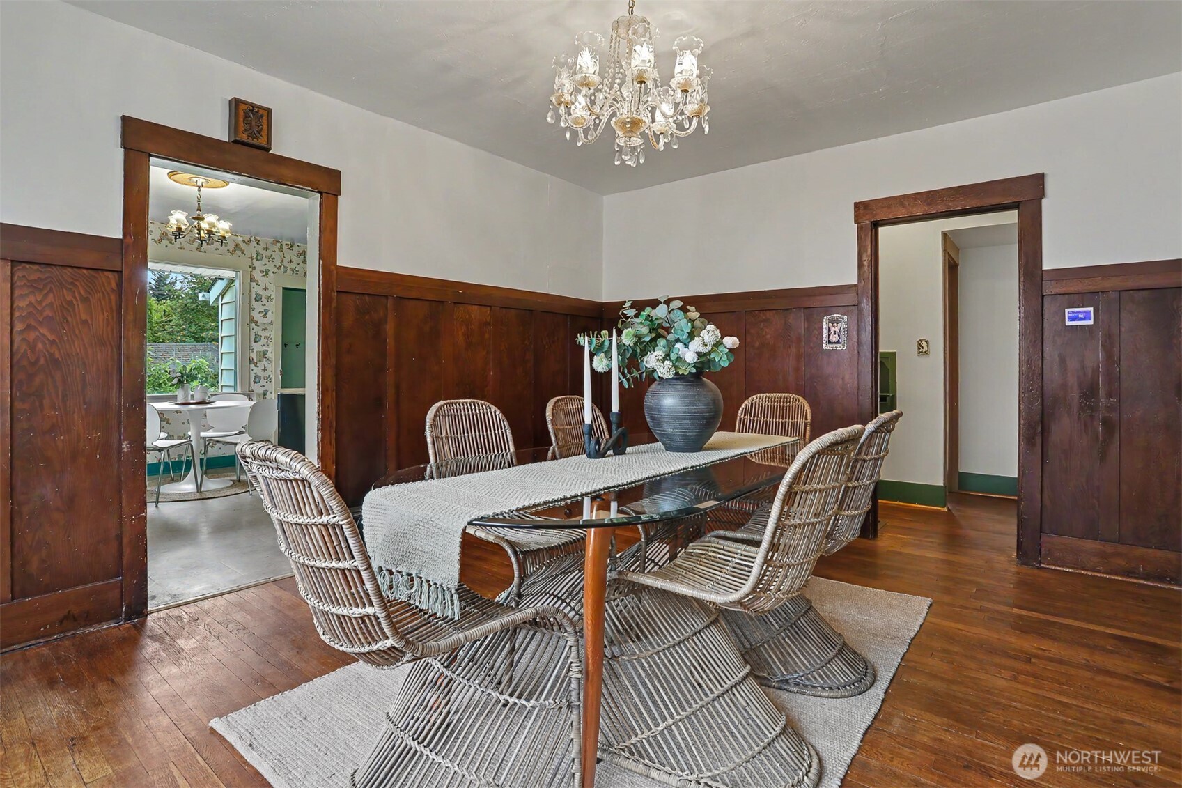 7559 14th Avenue NW, Seattle, WA 98117