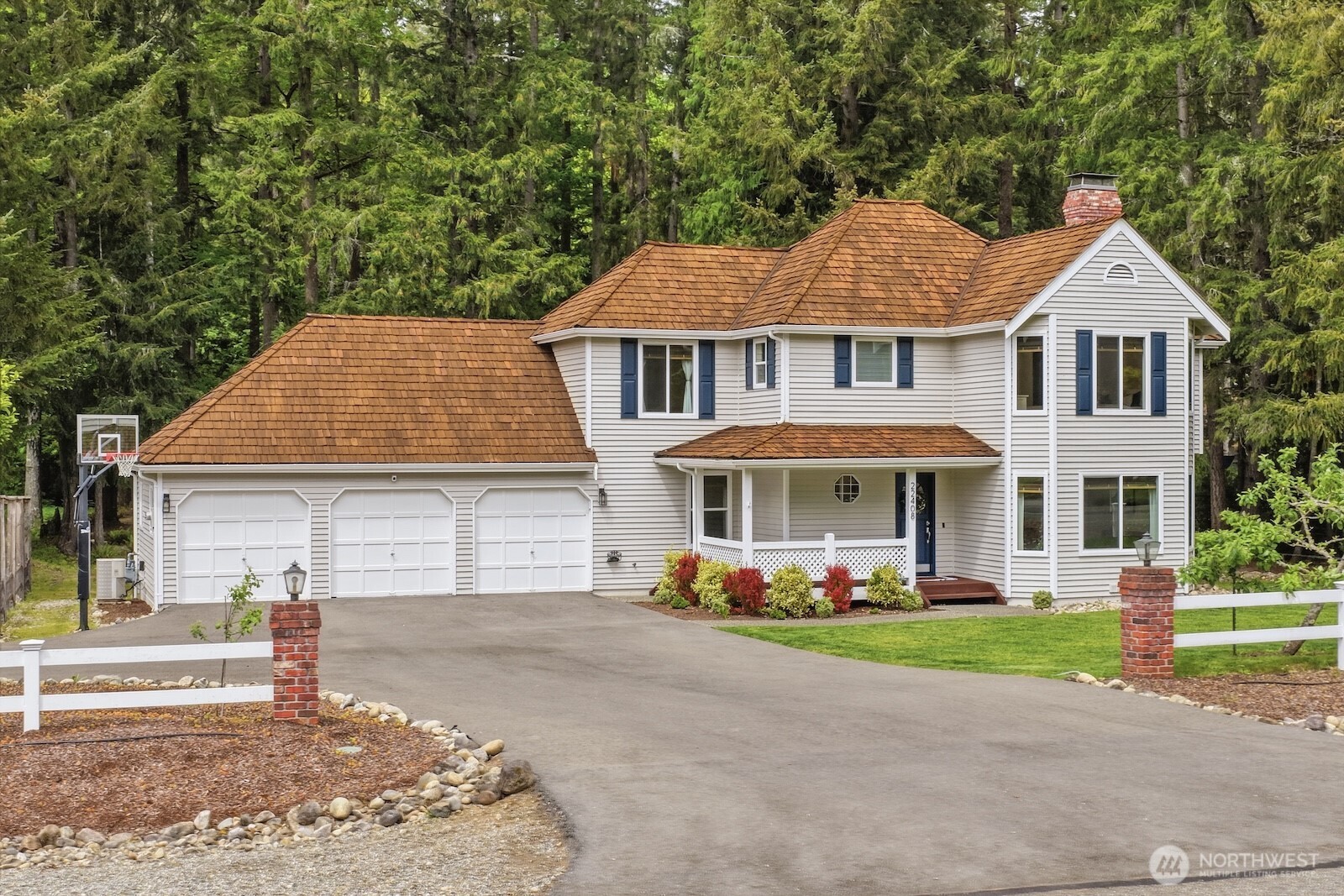 22408 NE 46th Street , Redmond, WA 98053-8241