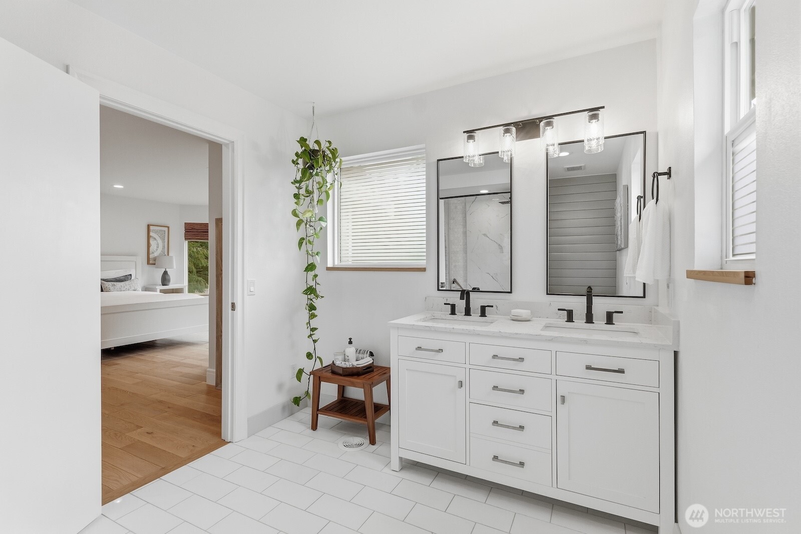 22408 NE 46th Street , Redmond, WA 98053-8241