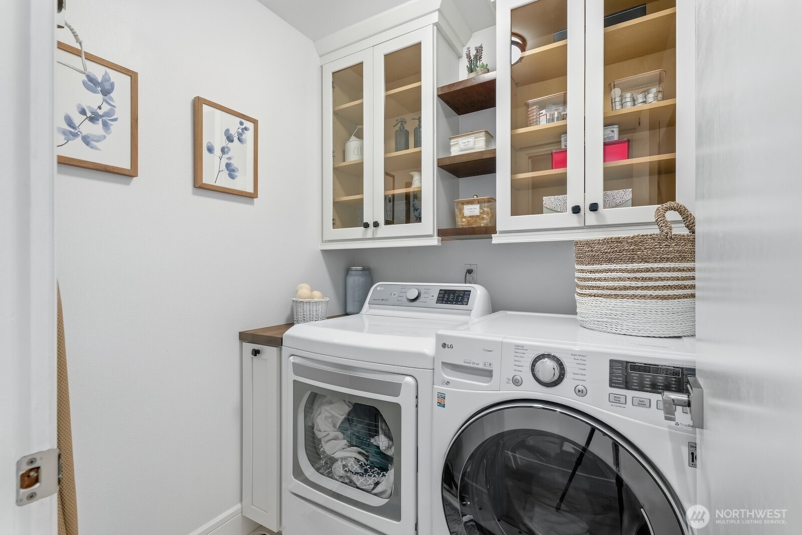 22408 NE 46th Street , Redmond, WA 98053-8241