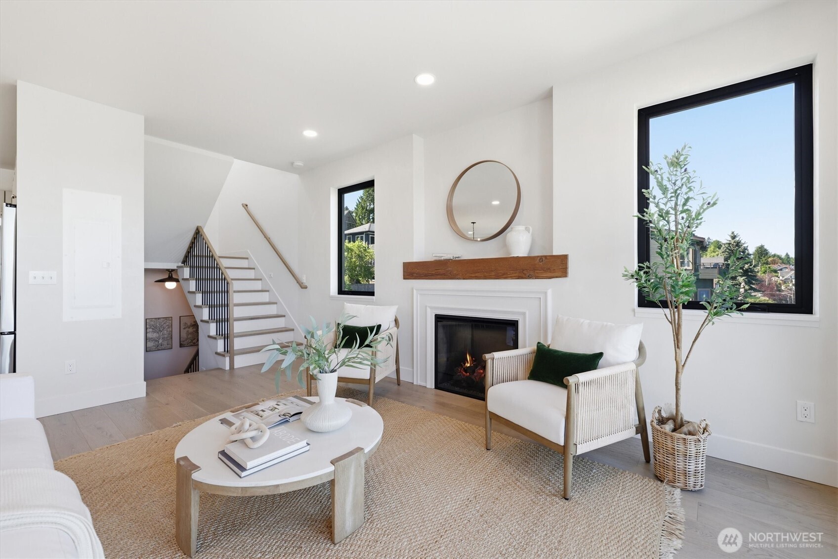 909 32nd Avenue S #A, Seattle, WA 98144