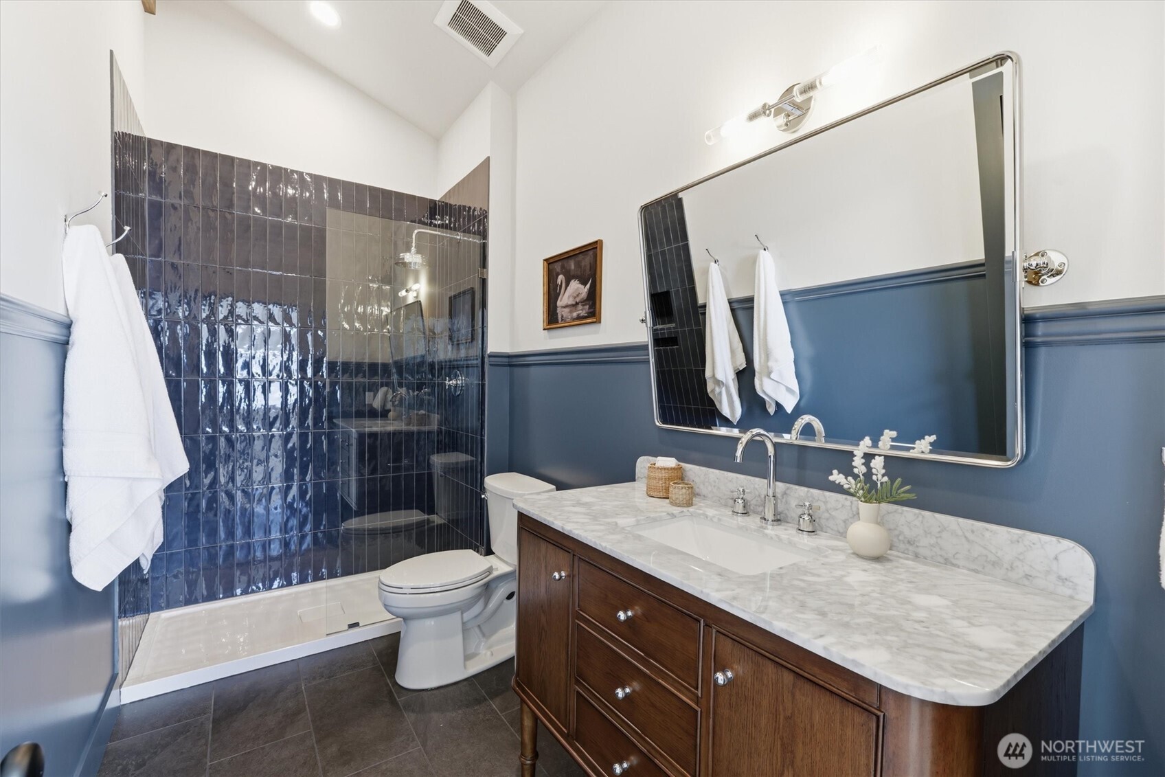 909 32nd Avenue S #A, Seattle, WA 98144