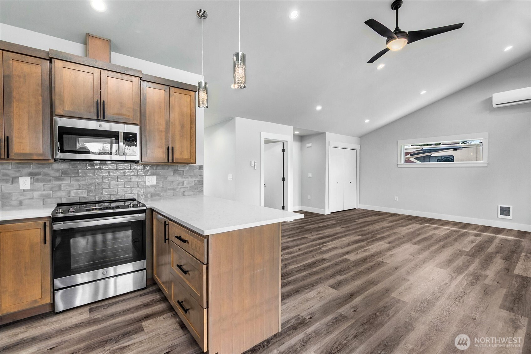 369 N Butter Clam Street SW, Ocean Shores, WA 98569