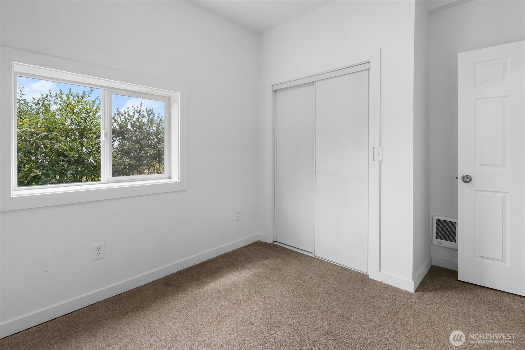 42 N First Street , Pacific Beach, WA 98571