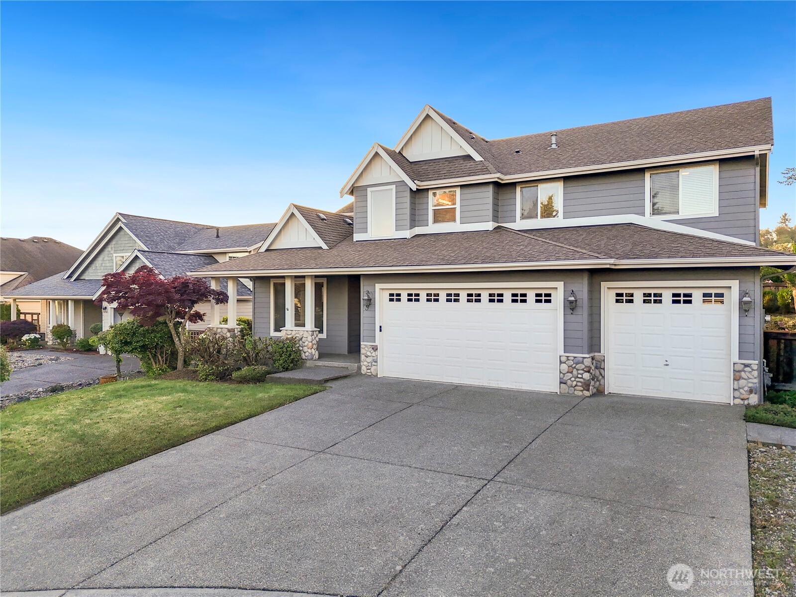 1818 Beacon Court NE, Tacoma, WA 98422