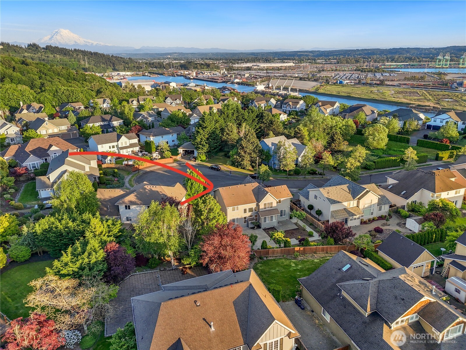 1818 Beacon Court NE, Tacoma, WA 98422