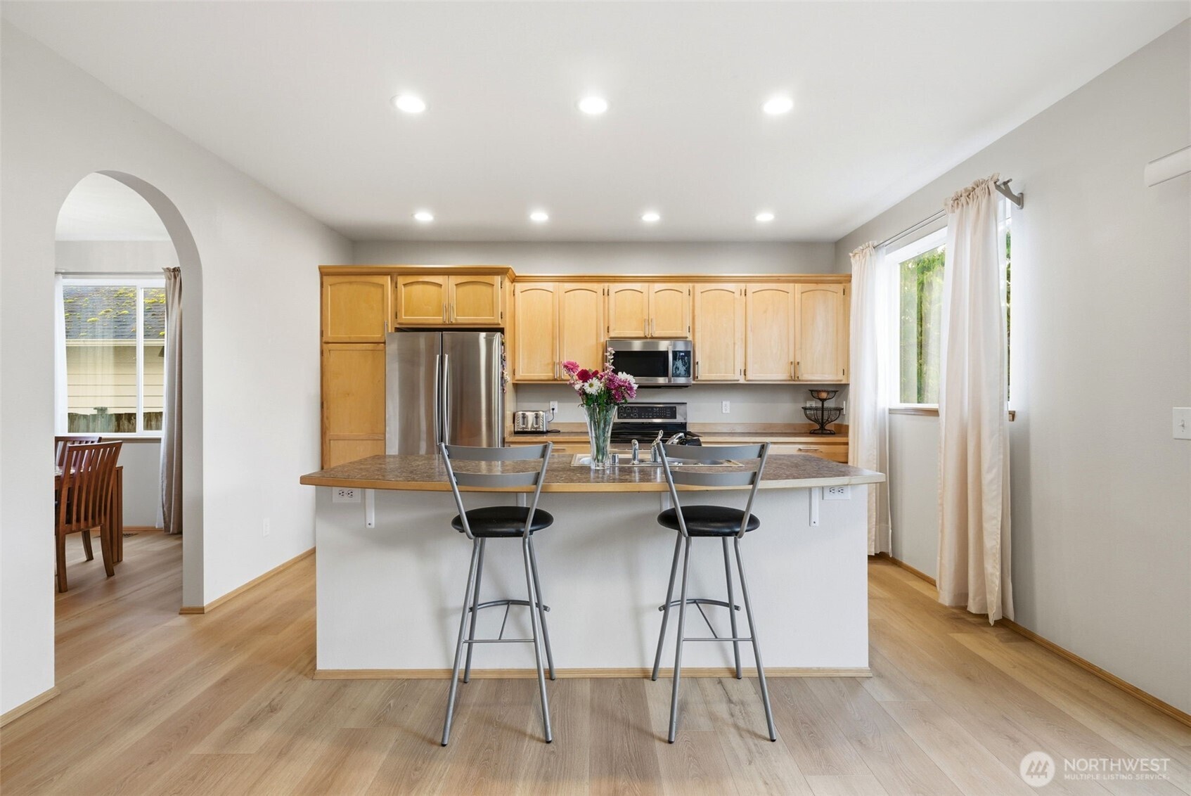 261 Bremerton Avenue NE, Renton, WA 98059