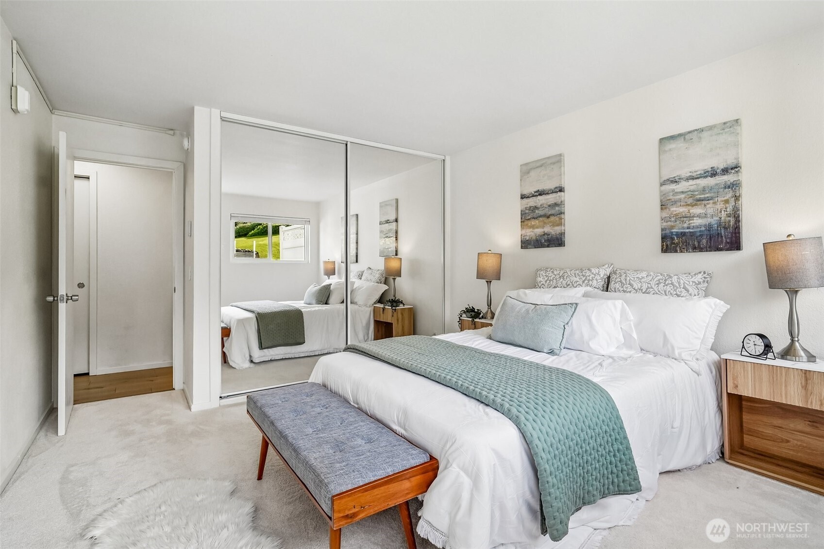 12700 NE 8th Street #E-104, Bellevue, WA 98005