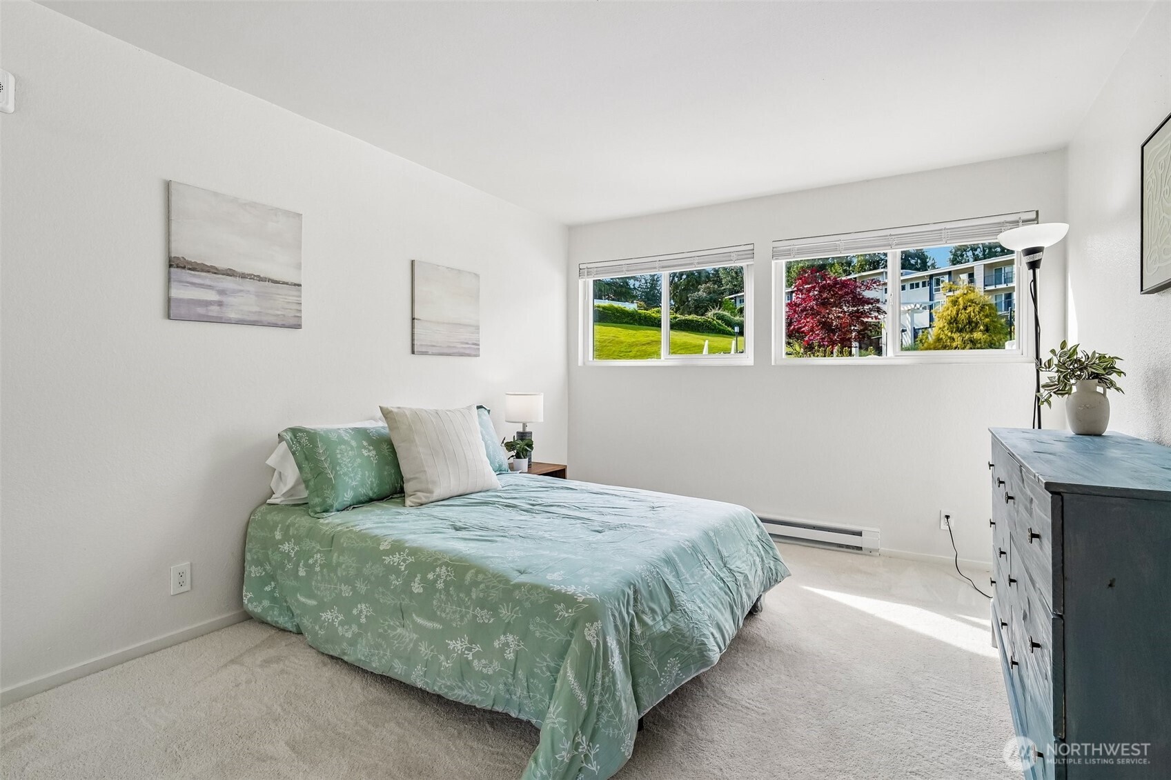 12700 NE 8th Street #E-104, Bellevue, WA 98005