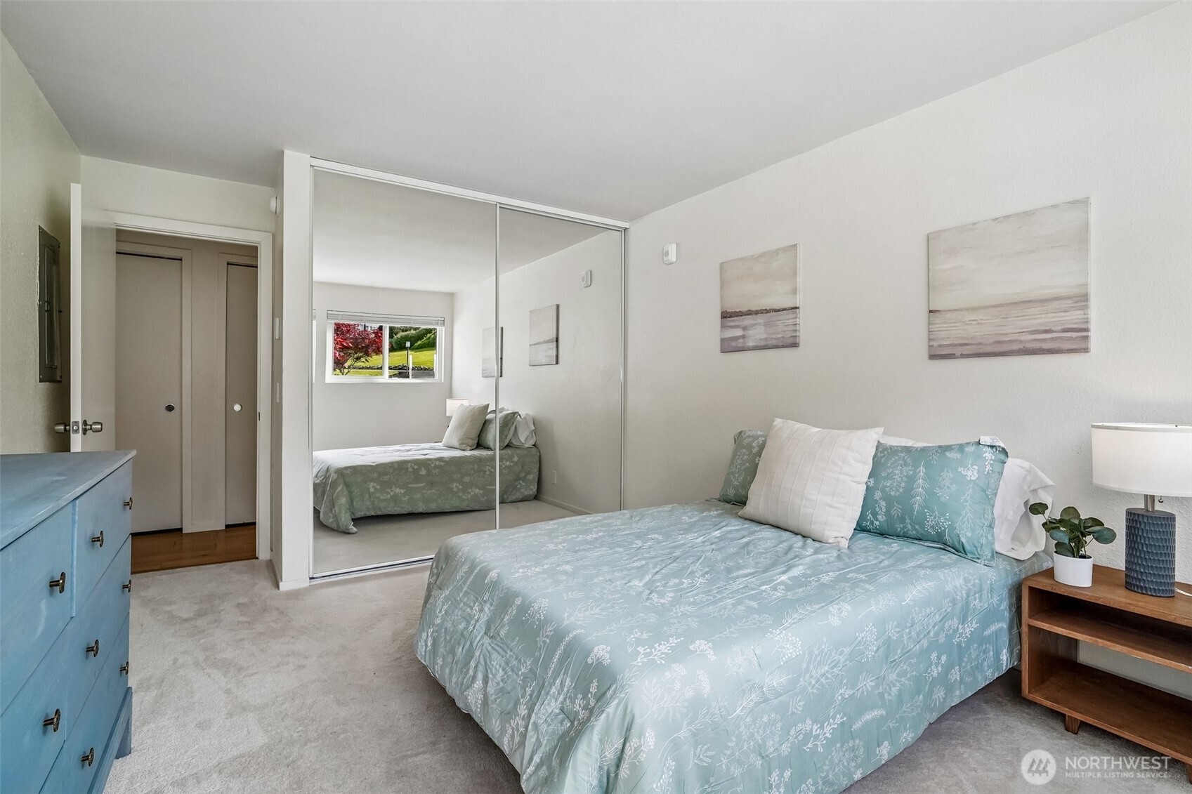 12700 NE 8th Street #E-104, Bellevue, WA 98005