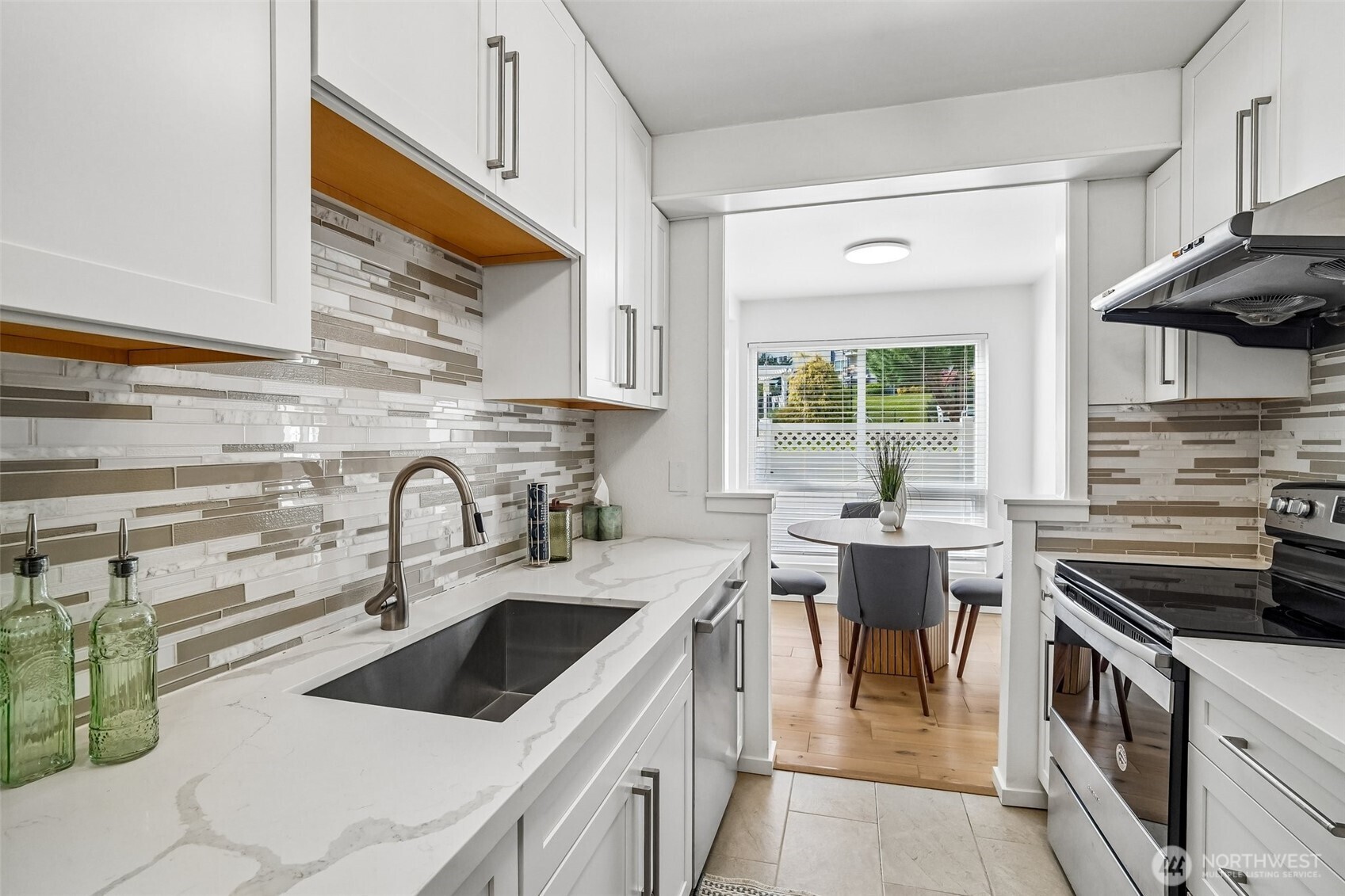 12700 NE 8th Street #E-104, Bellevue, WA 98005