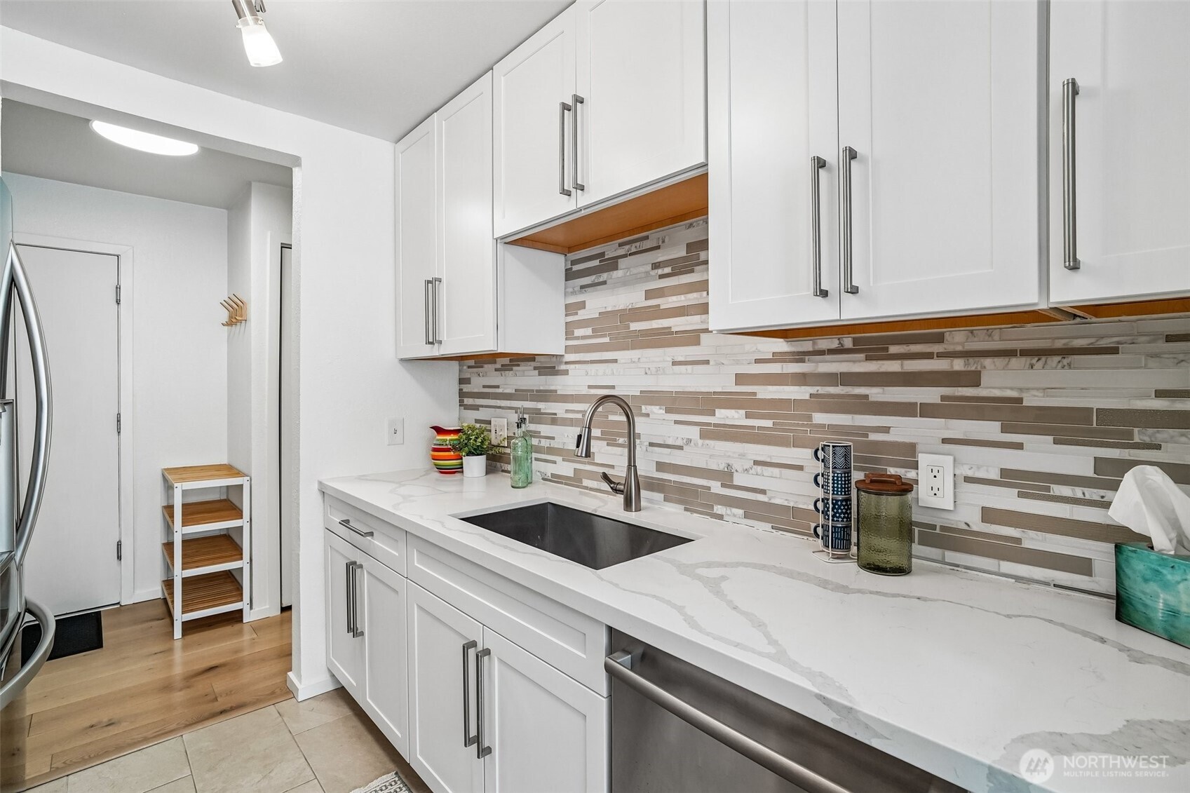 12700 NE 8th Street #E-104, Bellevue, WA 98005