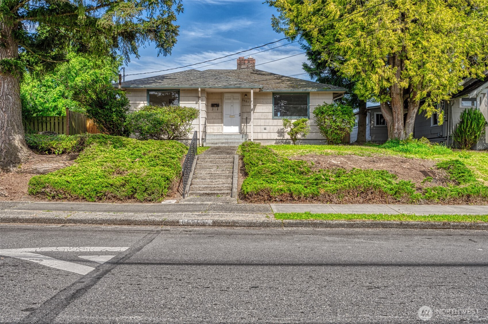 6521 S Park Ave , Tacoma, WA 98408