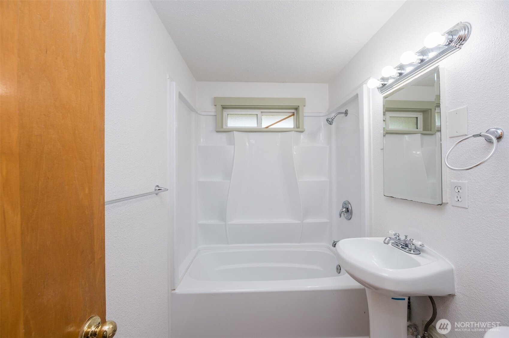 6521 S Park Ave , Tacoma, WA 98408