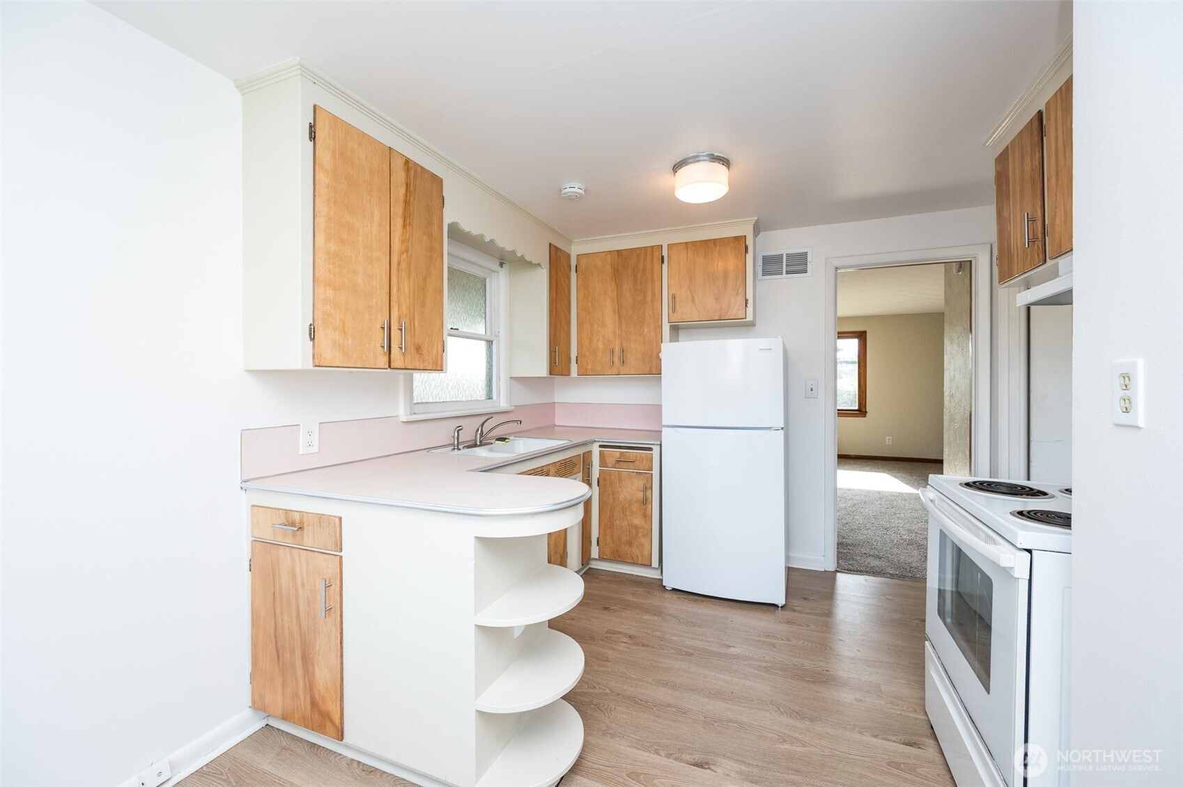 6521 S Park Ave , Tacoma, WA 98408