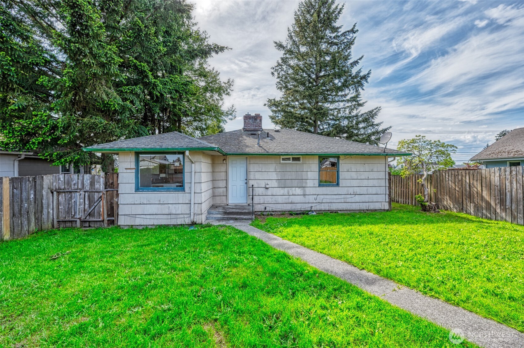 6521 S Park Ave , Tacoma, WA 98408