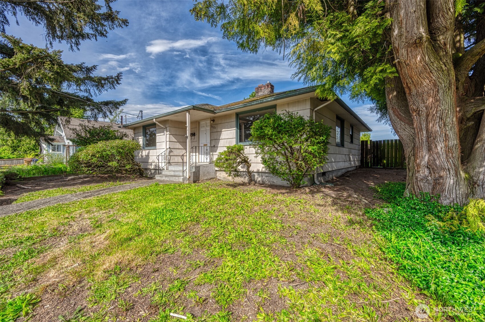 6521 S Park Ave , Tacoma, WA 98408