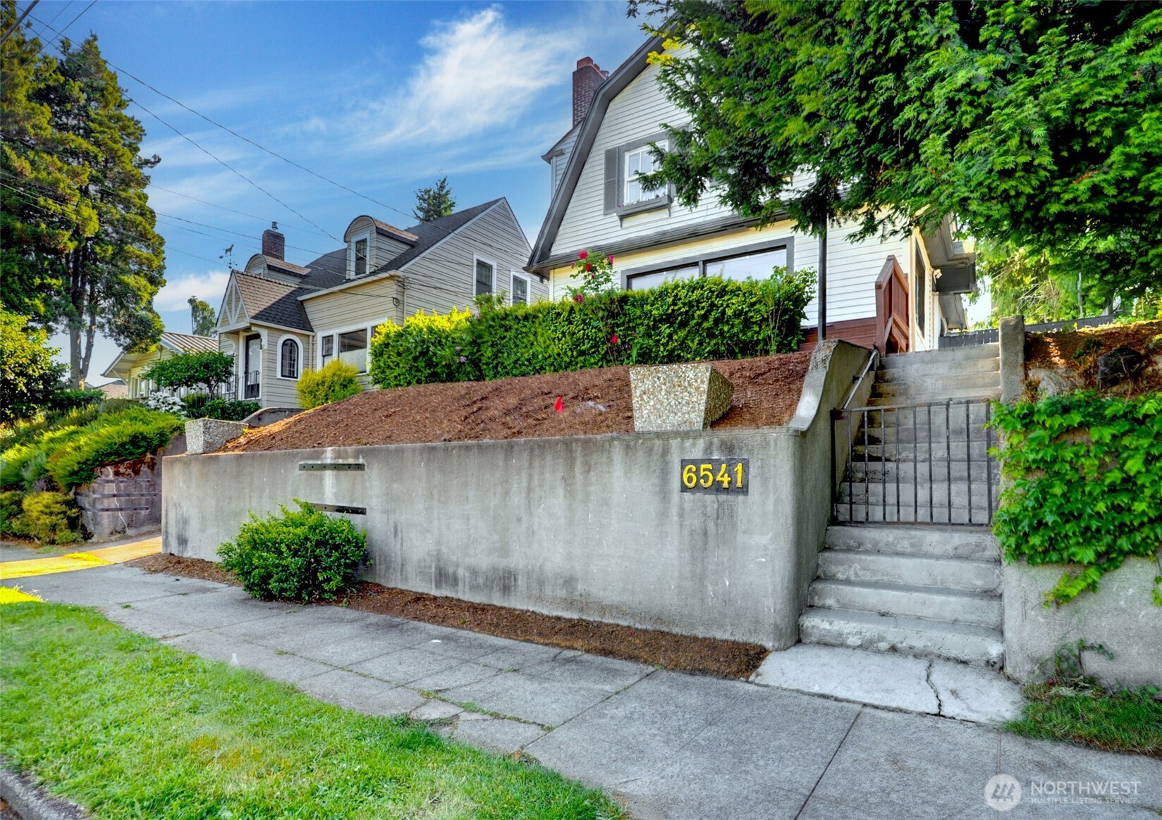 6541 20th Avenue NE, Seattle, WA 98115
