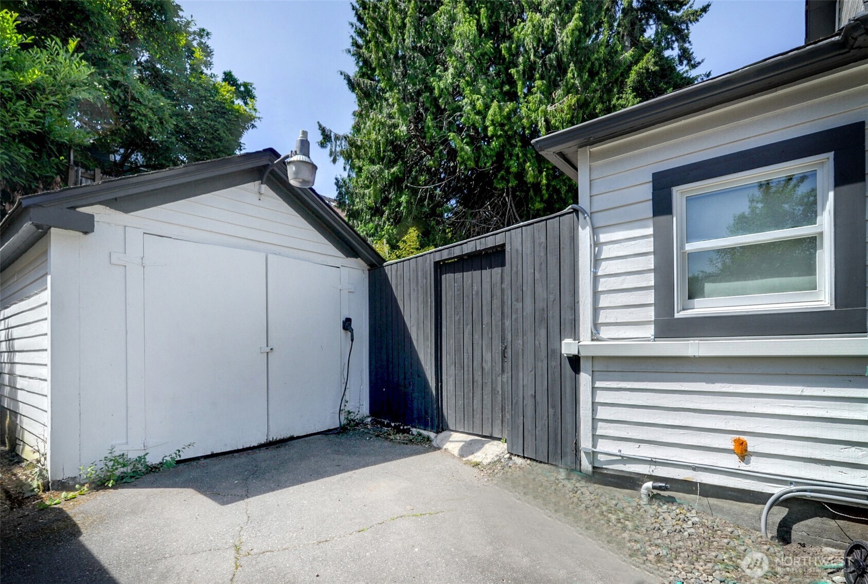 6541 20th Avenue NE, Seattle, WA 98115