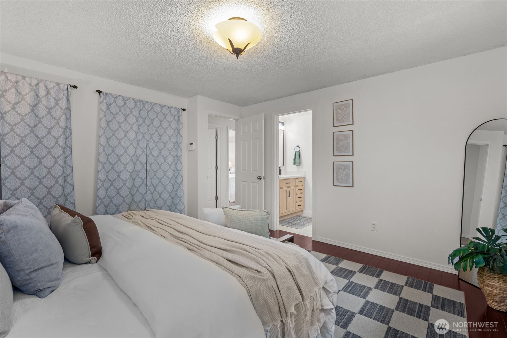 15811 20th Place W, Lynnwood, WA 98087