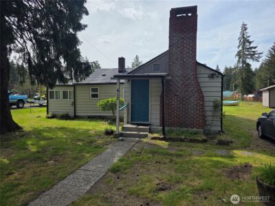 617 W H Street , Shelton, WA 98584