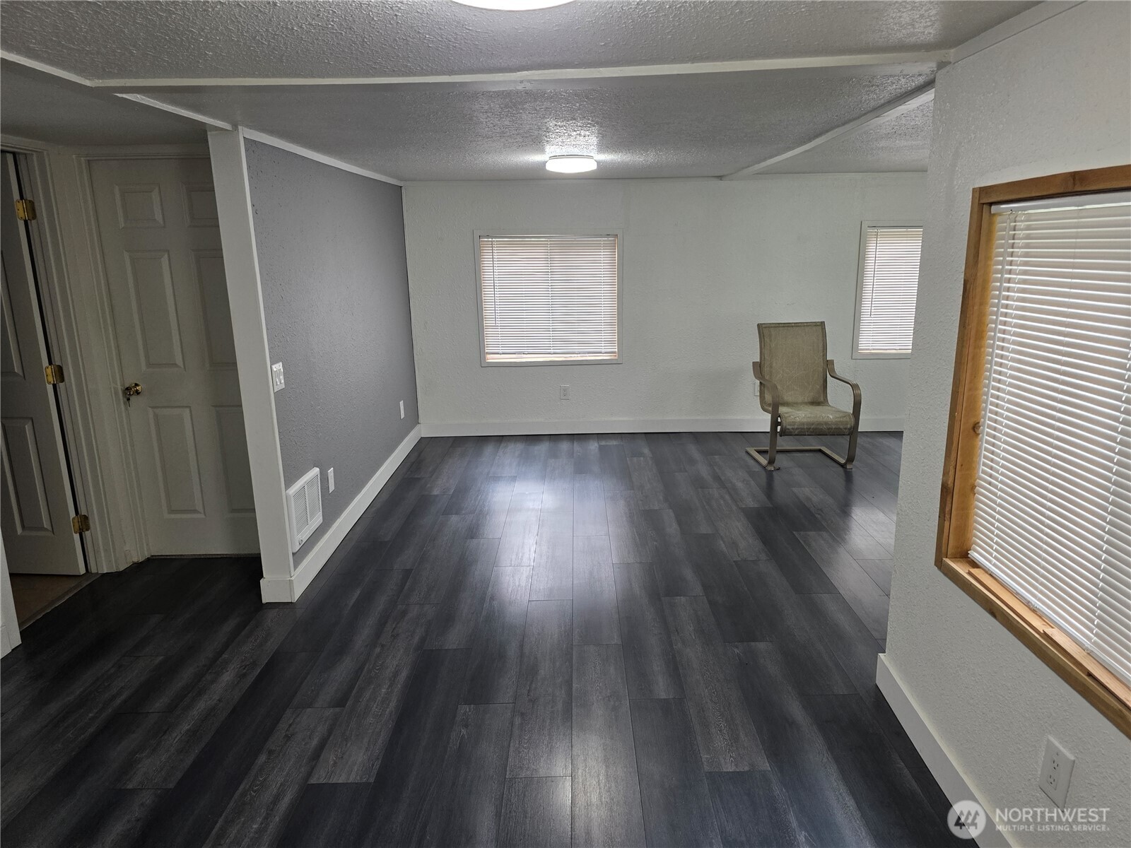 617 W H Street , Shelton, WA 98584