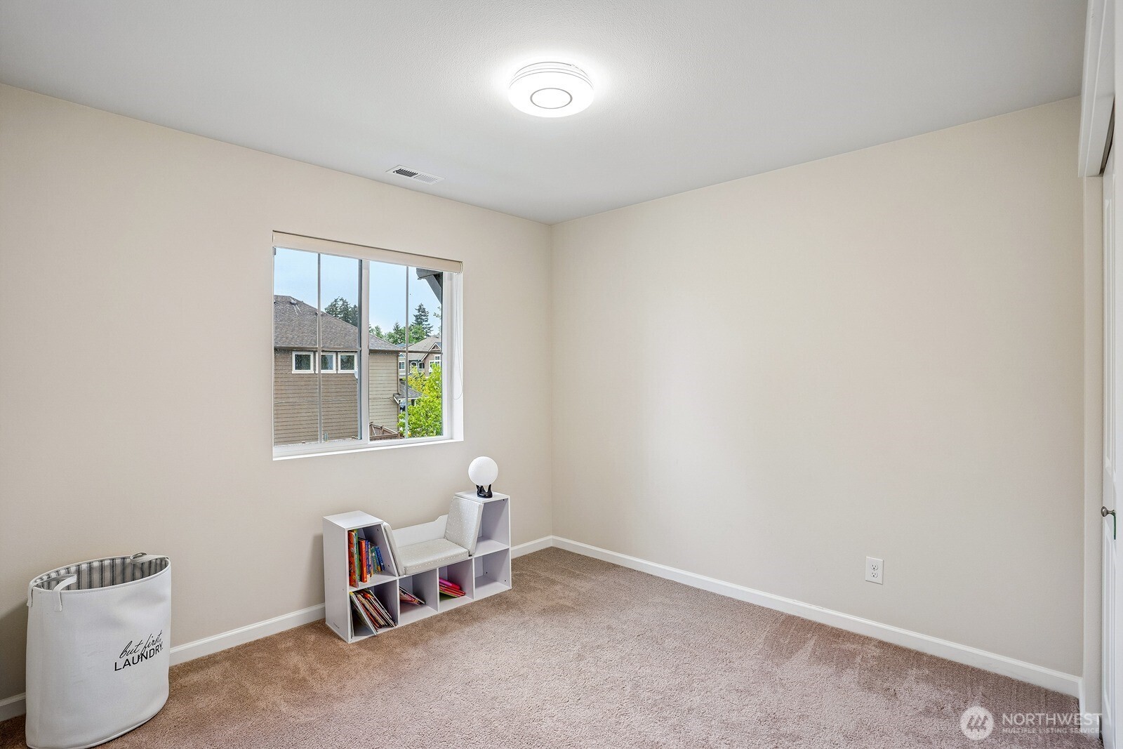 11223 SE 252nd Street , Kent, WA 98030-5061