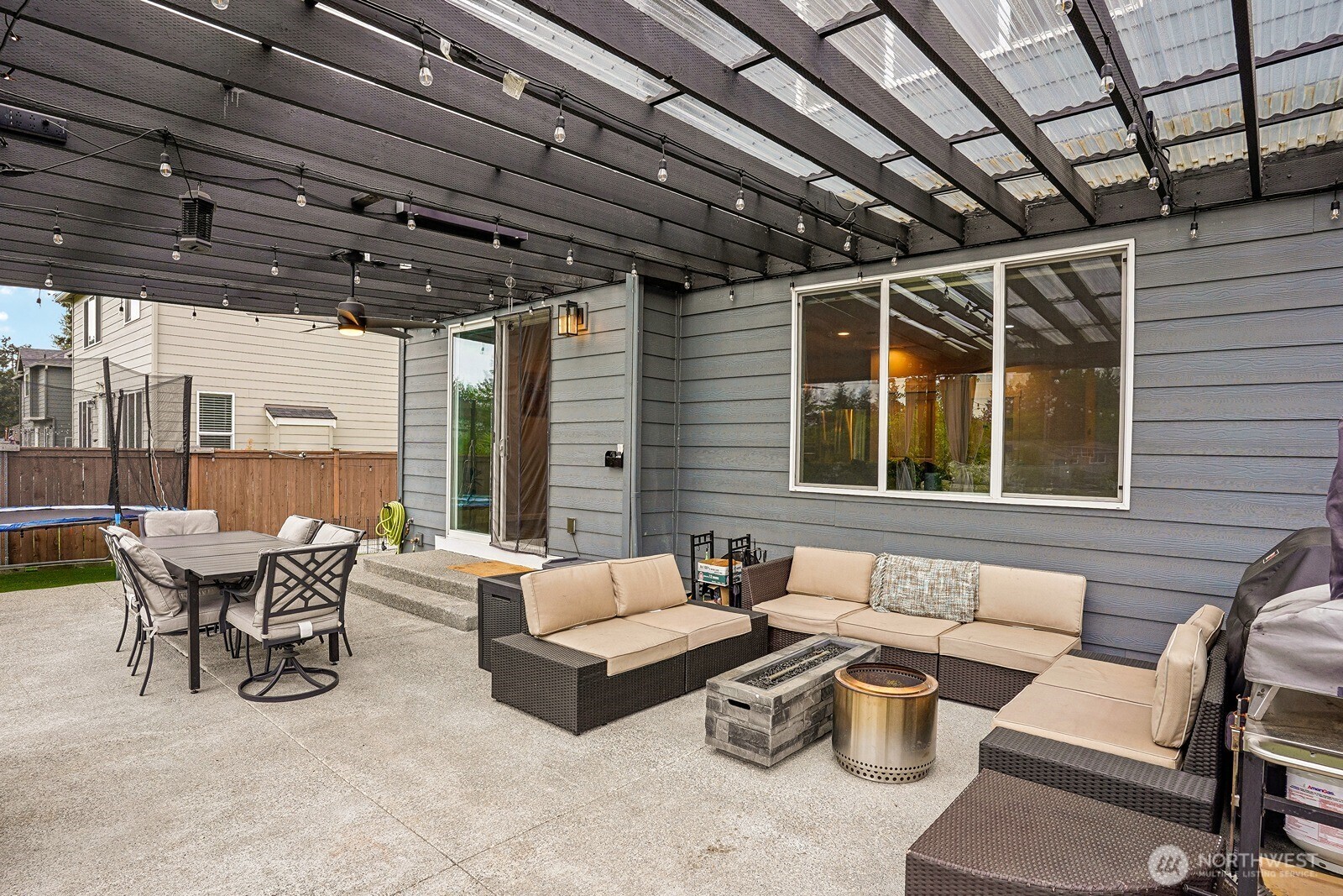 11223 SE 252nd Street , Kent, WA 98030-5061