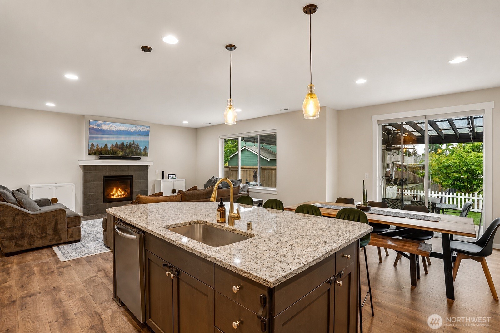 11223 SE 252nd Street , Kent, WA 98030-5061