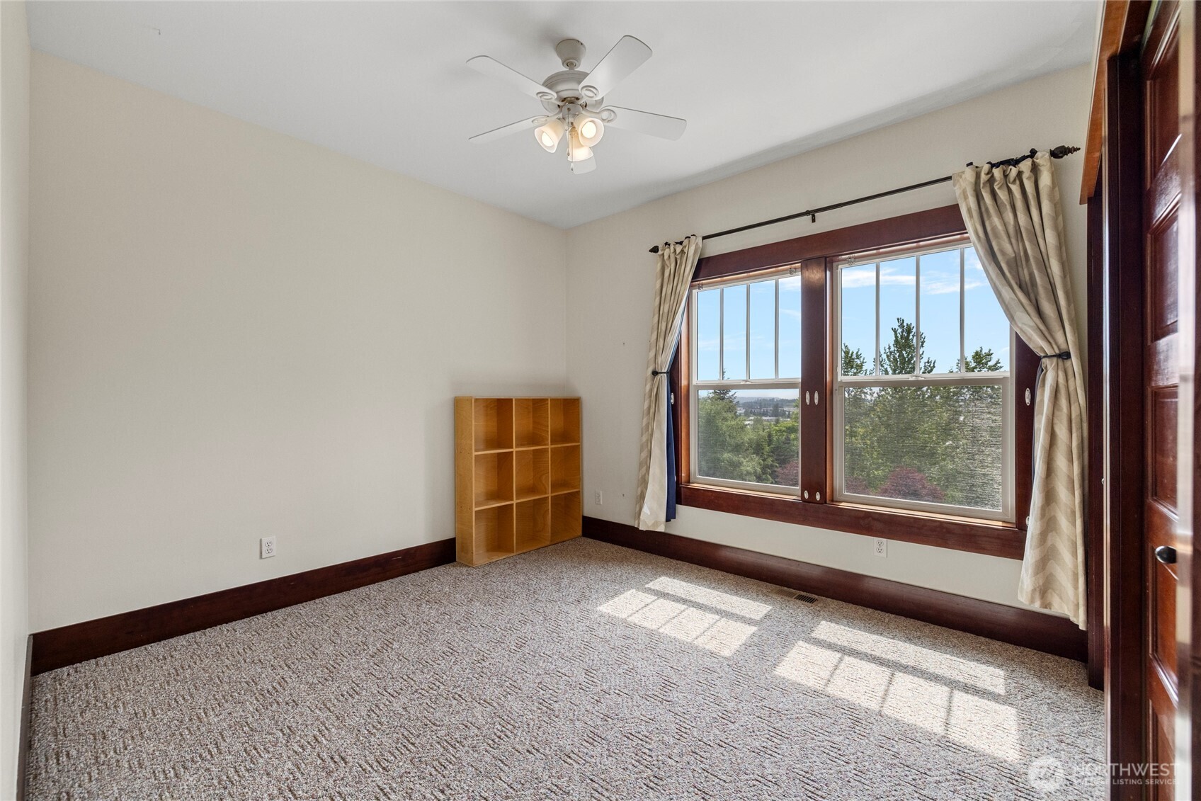 16711 Blodgett Road , Mount Vernon, WA 98274