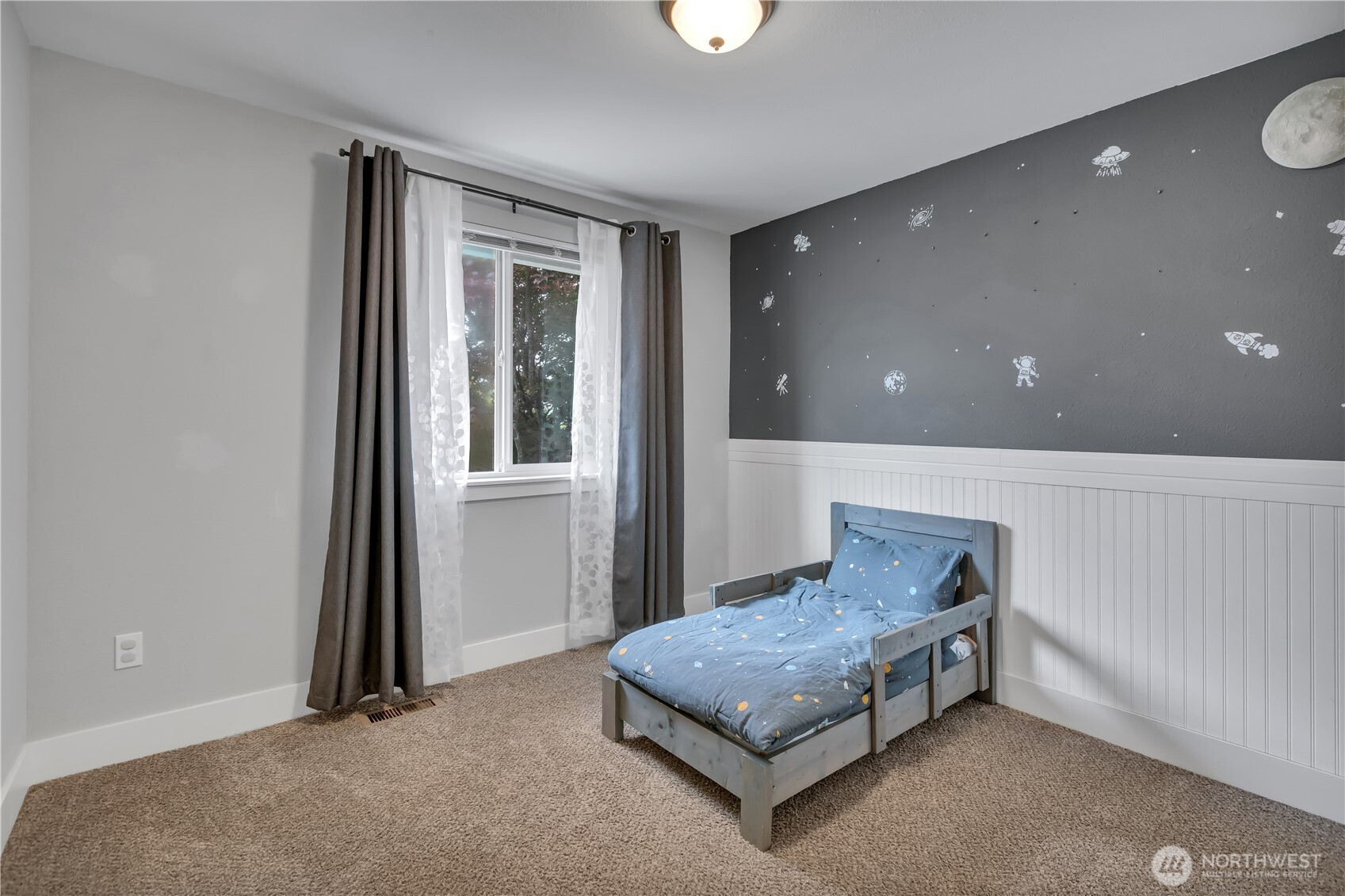 1939 E 66th Street , Tacoma, WA 98404