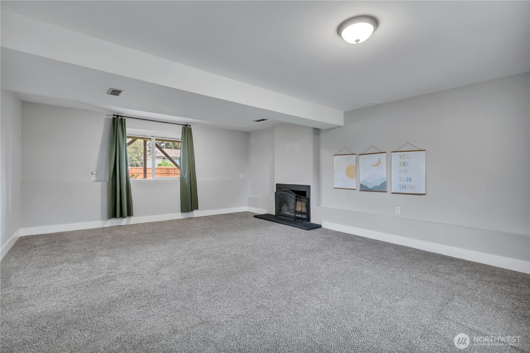 1939 E 66th Street , Tacoma, WA 98404