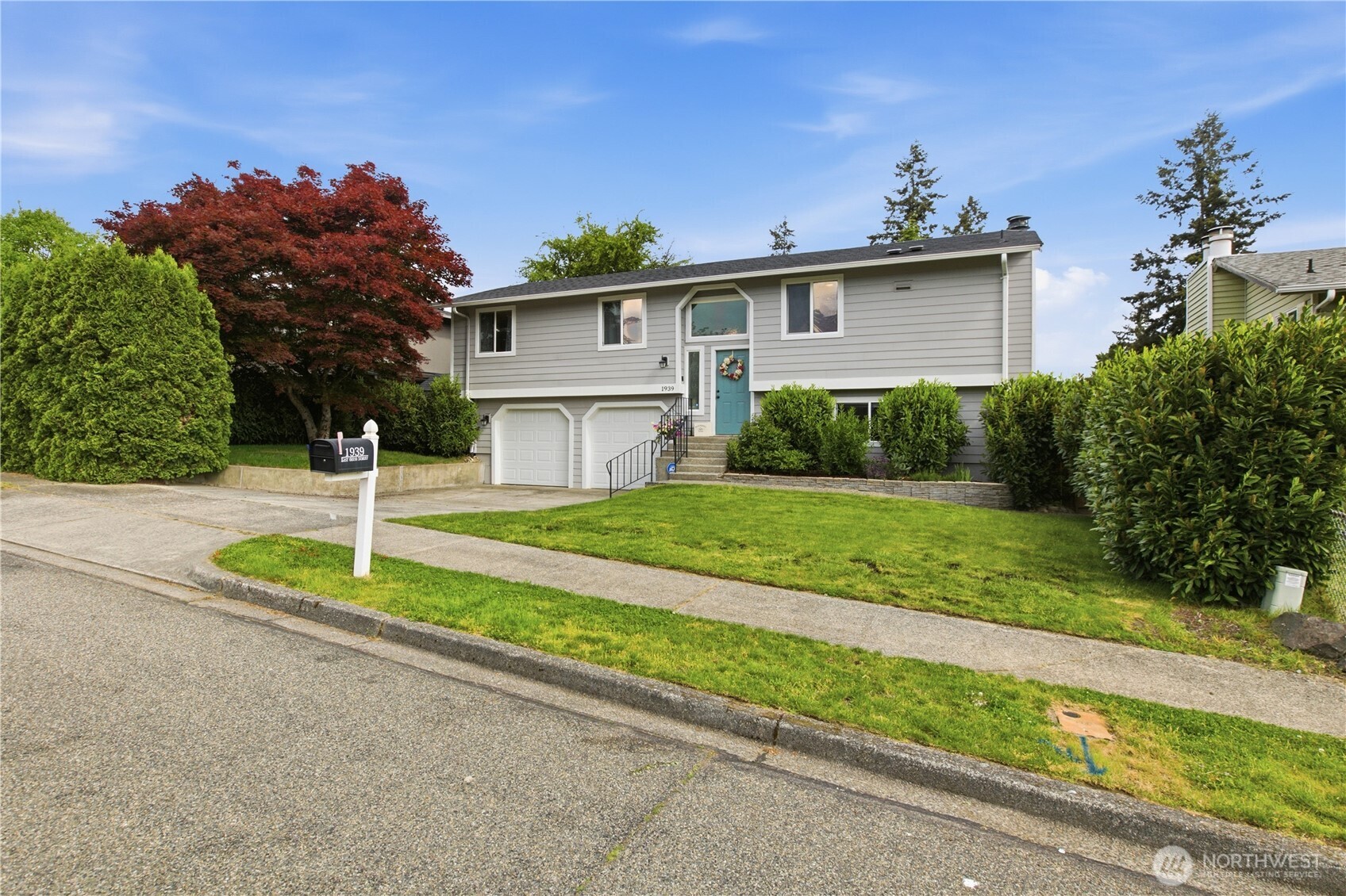 1939 E 66th Street , Tacoma, WA 98404
