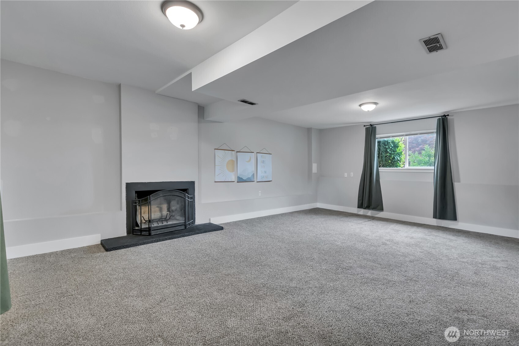 1939 E 66th Street , Tacoma, WA 98404
