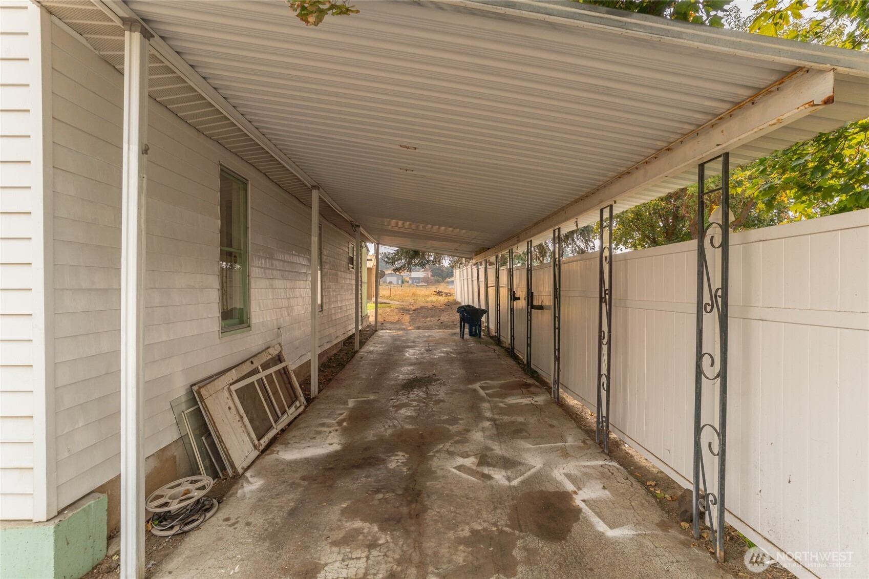 800 E Locust Street , Waterville, WA 98858-5838
