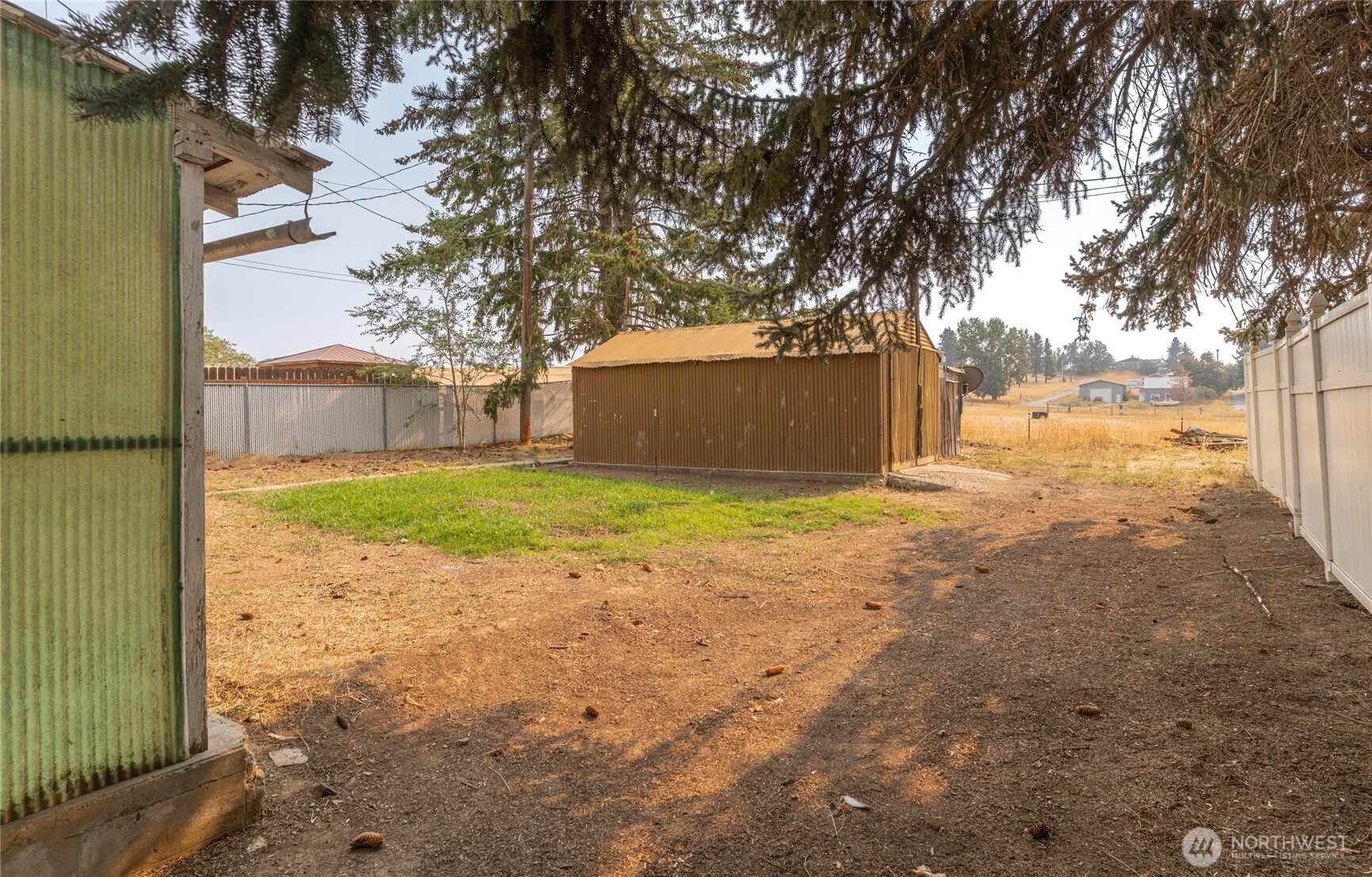 800 E Locust Street , Waterville, WA 98858-5838