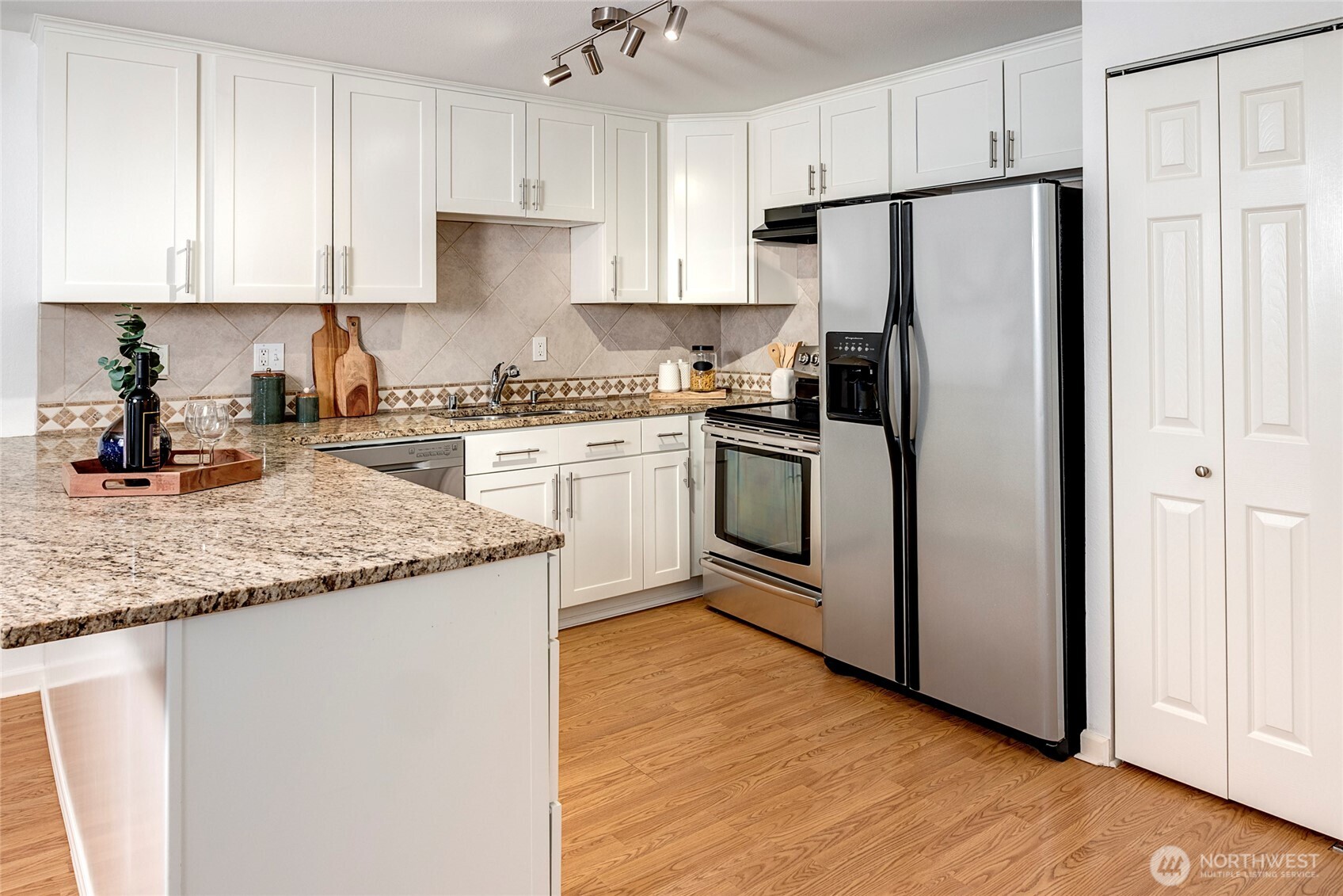 700 Front Street S #E102, Issaquah, WA 98027