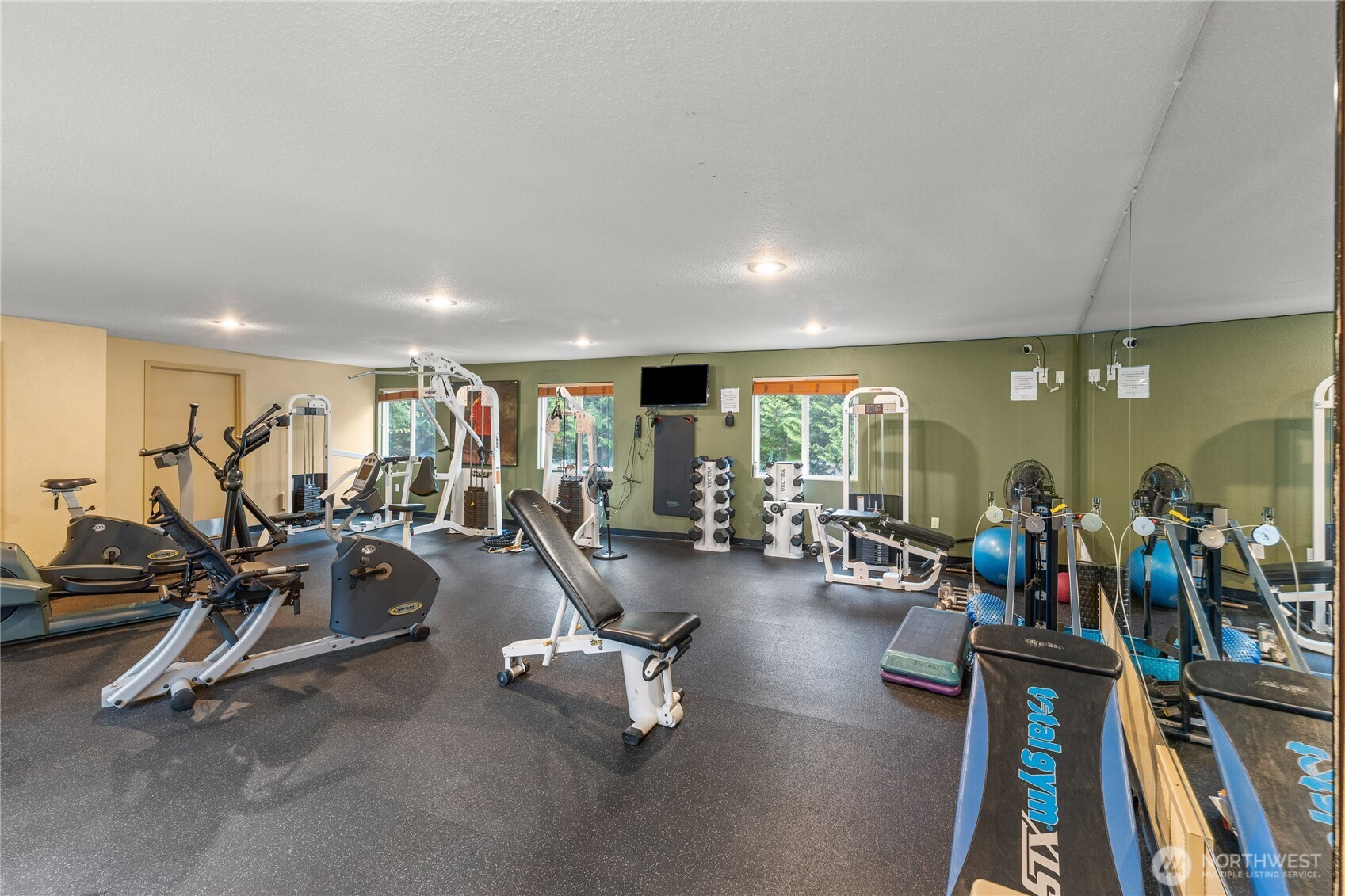 700 Front Street S #E102, Issaquah, WA 98027